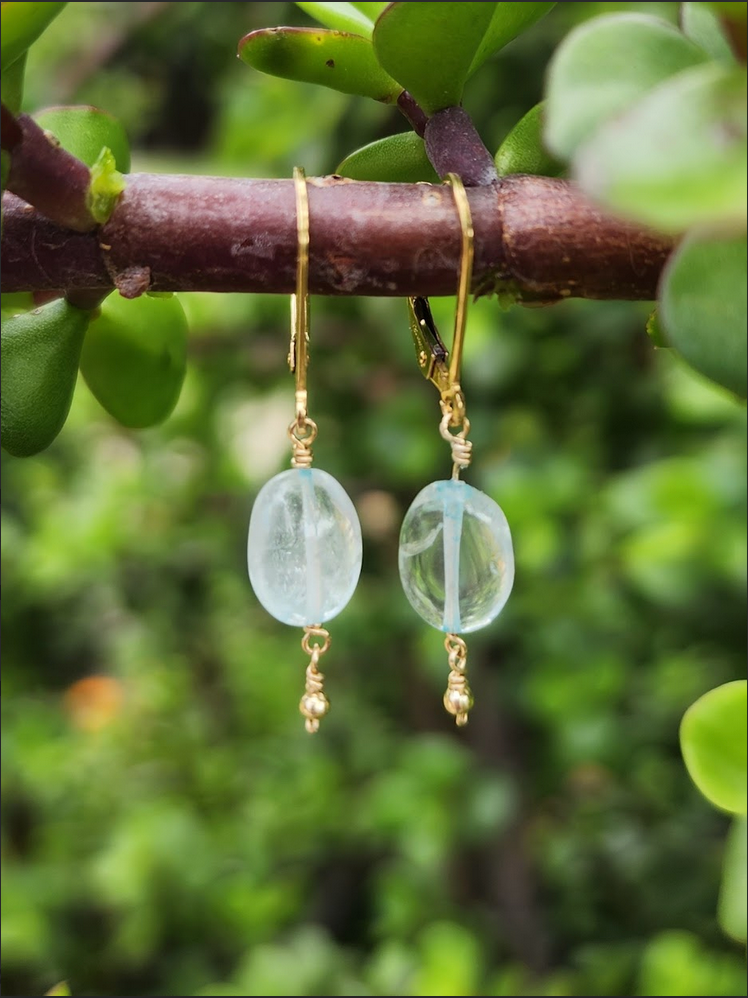 Classic aquamarine rectangular bead with dangling ball. Lever back, gold filled and silver available. Length: 1"