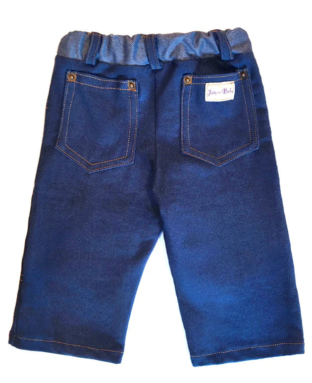 Our classic, soft denim knit jean is constructed with protective foam knee padding for active crawlers, and reinforced knee for toddlers. Elastic waist, top stitching, and copper rivets on pockets. Machine washable Consciously made in California