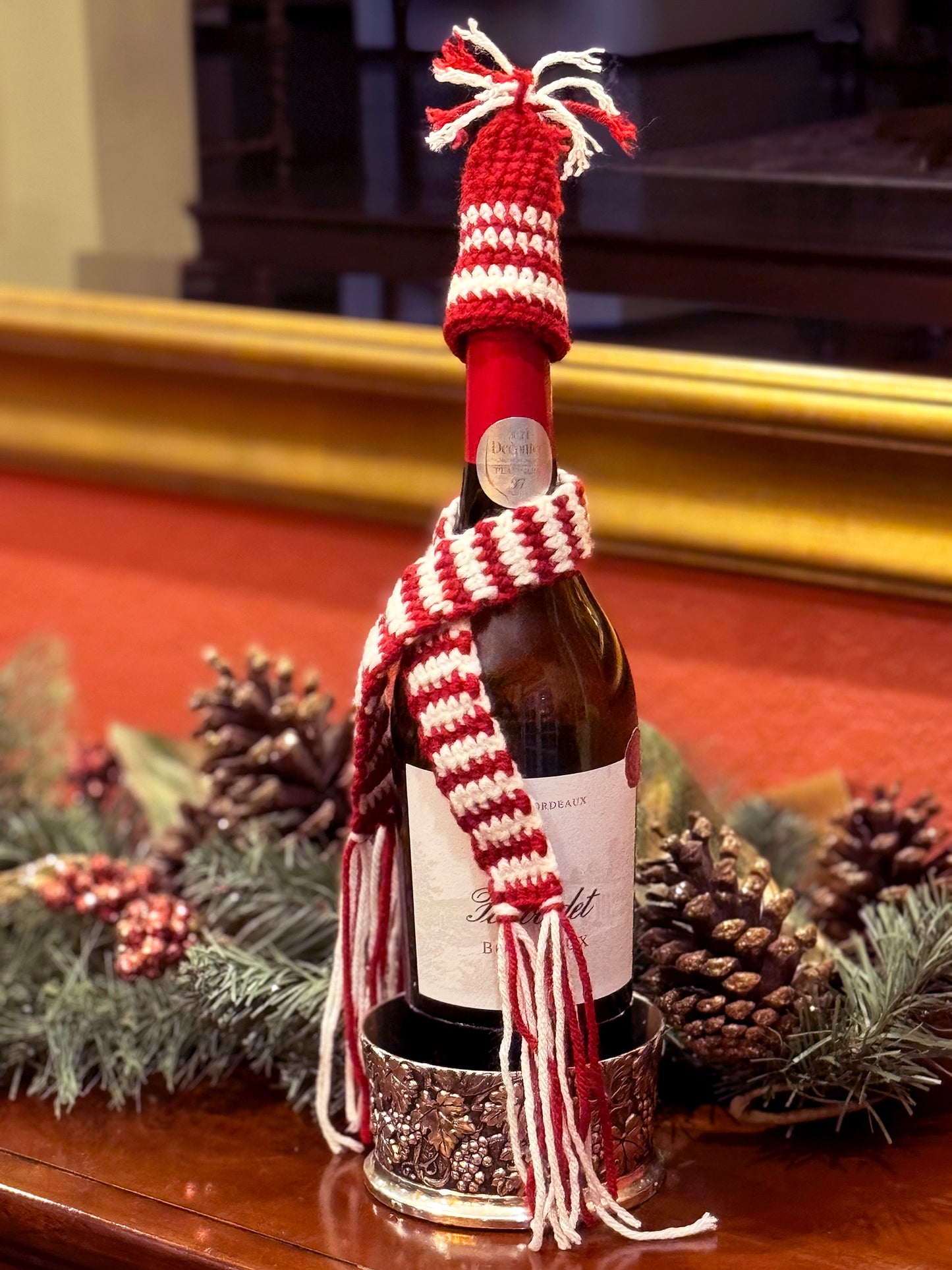 Decorative Bottle Topper Sets