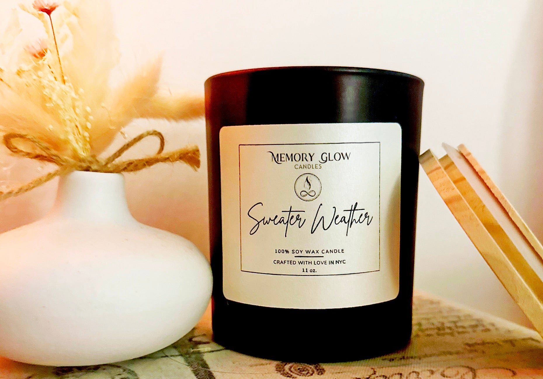  Sweater Weather: Clean and comforting notes of bright green mint, soft apple, peach, followed by warm musk and moss.
Vessel colors of cream, black, or sage may vary upon availability.
Handcrafted with love in NYC
 